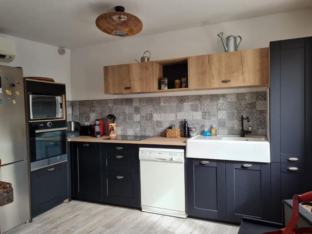 Lumineux Duplex Au Coeur De L'Isle Apartment Ngoại thất bức ảnh